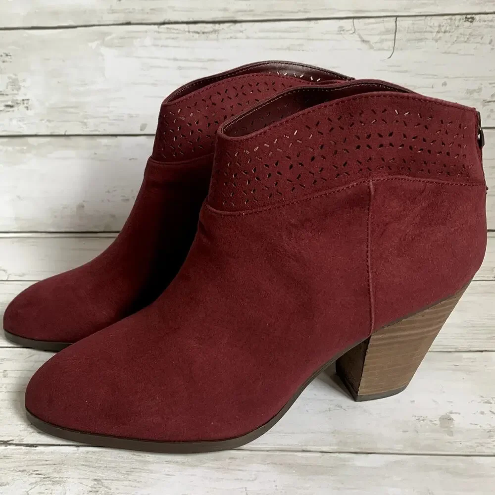 Violet & Red nwt violet
